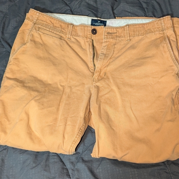 Men's American Eagle khakis 36x30 - Picture 2 of 2